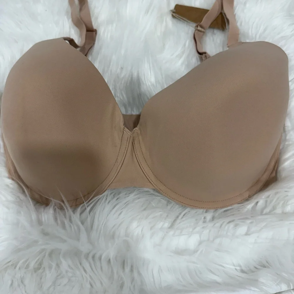 SKIMS FITS EVERYBODY
T-SHIRT DEMI BRA COLOR 
MICA SZ 36DDD - Picture 5 of 11